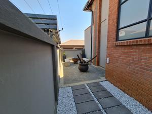 3 Bedroom Property for Sale in Langenhovenpark Free State